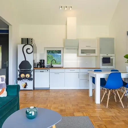 Ale Fajnie - Taras Z Widokiem Na Gory